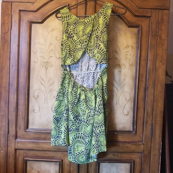 Rebellious One Fern dress - Picture 5 of 6